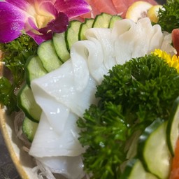 ซาซิมิหมึกสด