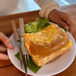 Ham&Cheese Egg Toast