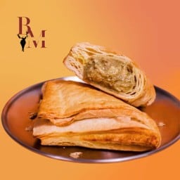 พายกะหรี่ไก่