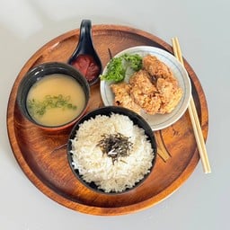 ชุดเซ็ตข้าวไก่คาราเกะ