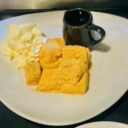 7852.TOFU WARABIMOCHI KUROMITSU