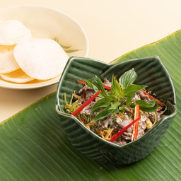 Goi Bo Tron Rau Muong / ยำเนื้อและผักบุ้ง