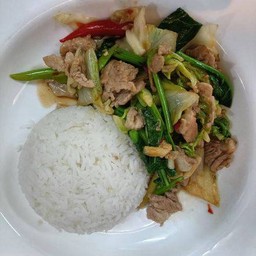 ข้าวราดผักรวมหมู