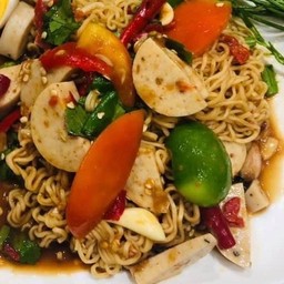 ตำมาม่าใสหมูยอ