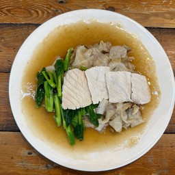 ราดหน้าปลาสด