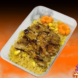 ข้าวผัดคอหมูย่าง