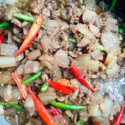 หมูผัดกะปิ