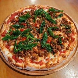 พิซซ่า กะเพราเนื้อสับ 6 นิ้ว