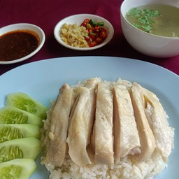 ข้าวมันไก่ต้ม