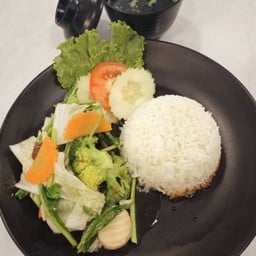 โปร...ผัดผักรวมราดข้าวเจ+น้ำซุป