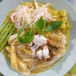 ขนมจีนน้ำยากรรเชียงปู