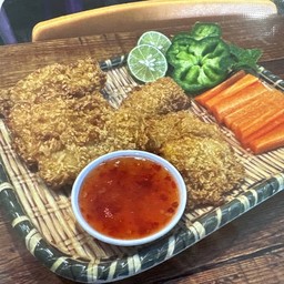 ปลาชุบแป้งทอด