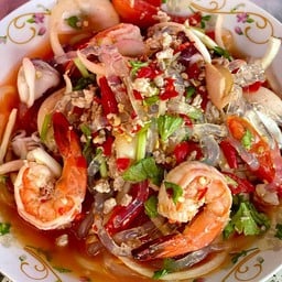 โอ้โห ยำแซ่บ บางบัวทอง
