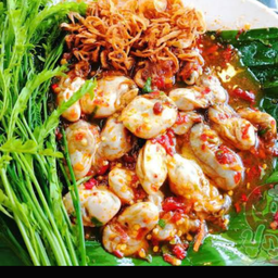 ยำนางรมทรงเครื่อง พริกเผา