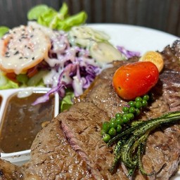 สเต็กหมูพริกไทยดำ