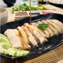 ข้าวมันไก่ สไตล์สิงคโปร์ หมิงซิน สมุทรปราการ
