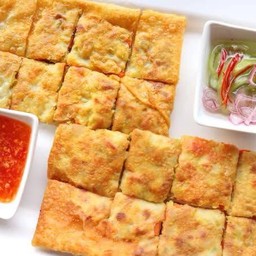 มะตะบะกุ้ง (Shrimp Murtabak Roti)