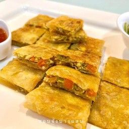 มะตะบะไก่ (Chicken Murtabak Roti)