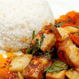 ผัดพริกเผาหมูกรอบ