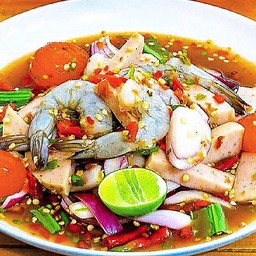 ยำกุ้งสด5+หมูยอ1+ ไข่แดงเค็ม2