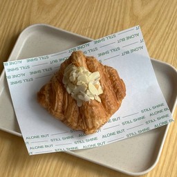 Almond Croissant