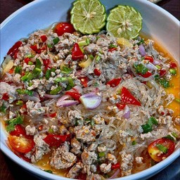 ยำวุ้นเส้นโบราณ