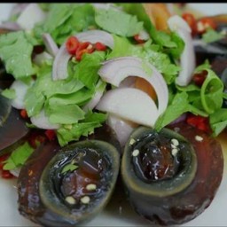 ยำไข่เยี่ยวม้า