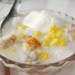 ไข่หวาน ทรงเครื่องมะพร้าวอ่อน