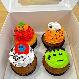 คัพเค้ก เซ็ท 4 ชิ้น คละรส