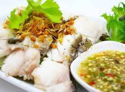 เนื้อปลาเก๋าลวกจิ้มซีฟู้ด