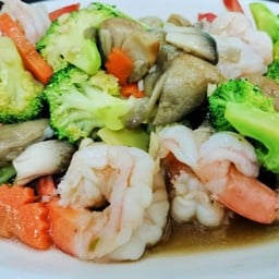 บร็อคโคลี่น้ำมันหอยกุ้ง ( M)