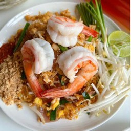 ร้านผัดไทย &หอยทอด  (ลานช้าง)
