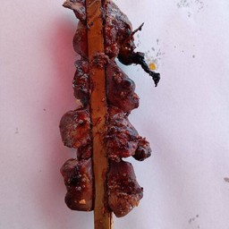 ไก่ย่างวิเชียรบุรีข้างเทศบาลหินกอง