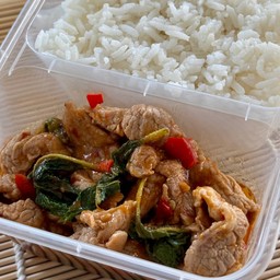 ข้าวกะเพราหมูชิ้น
