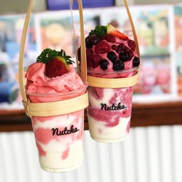 สตอเบอรี่สมูทตี้มิลค์