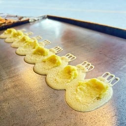 มินิโตเกียว ไส้ครีมคัสตาร์ด