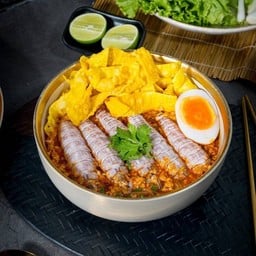 ก๋วยเตี๋ยวต้มยำกั้ง