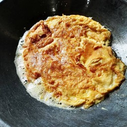 ไข่เจียวหมูสับทรงเครื่อง ( ไข่ 3 ใบ )