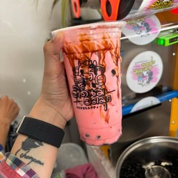 สตอเบอรี่นมสดบราวน์ชูก้า