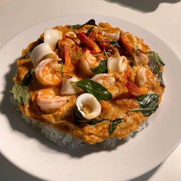 ข้าวไข่ข้นห่อหมกทะเล