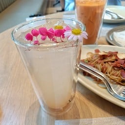 WHITE PEACH SODA NAGANO,JAPAN