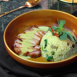 ข้าวอบเขียวหวานคอหมูย่าง