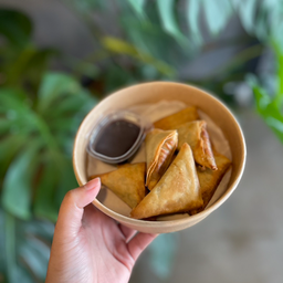 ซาโมซ่ากล้วยหอม LM