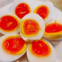 ส้มตำไฮโซ แซ๊บ แซบ ตลาดต้นตาล