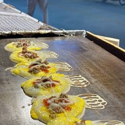 มินิโตเกียว ไข่+หมูสับ