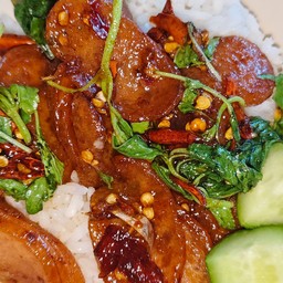 ข้าวกะเพรากุนเชียง