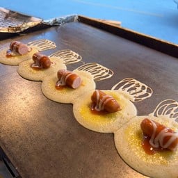 มินิโตเกียว  ไข่ + ไส้กรอก