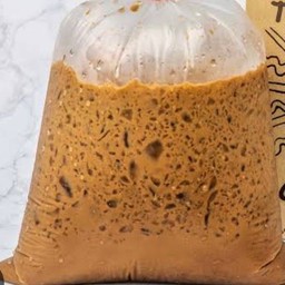 ชา กาแฟโบราณ,ข้าวซอยไก่