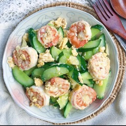 แตงกวาผัดกุ้ง