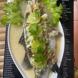 ปลากะพงนึ่งมะนาว0